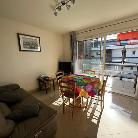 Bel T3 Avec Grande Terrasse A - Proche Du Grazel - Fr-1-784-6 *